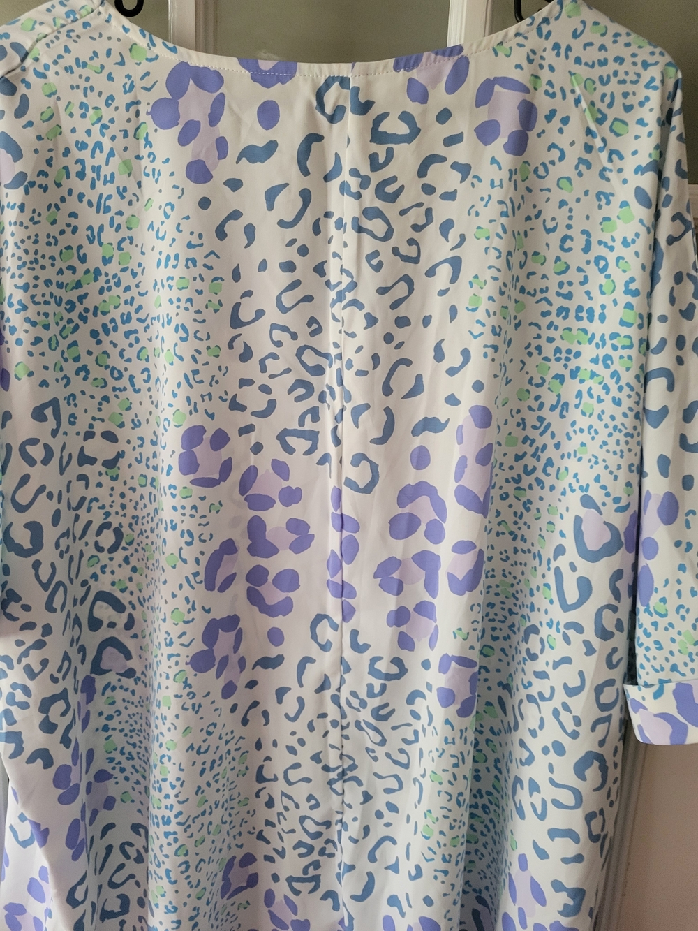 Womens Blue Leopard Print V Neck Short Sleeve Blouse Lightweight 3X Casual - Picture 12 of 17